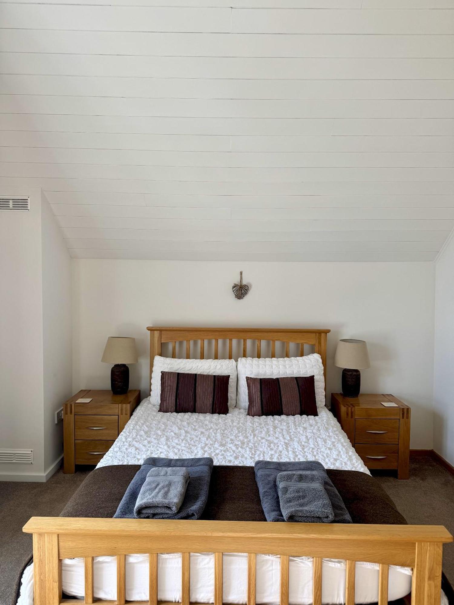 Medway Hot Tub Lodge サウス・サーニー エクステリア 写真