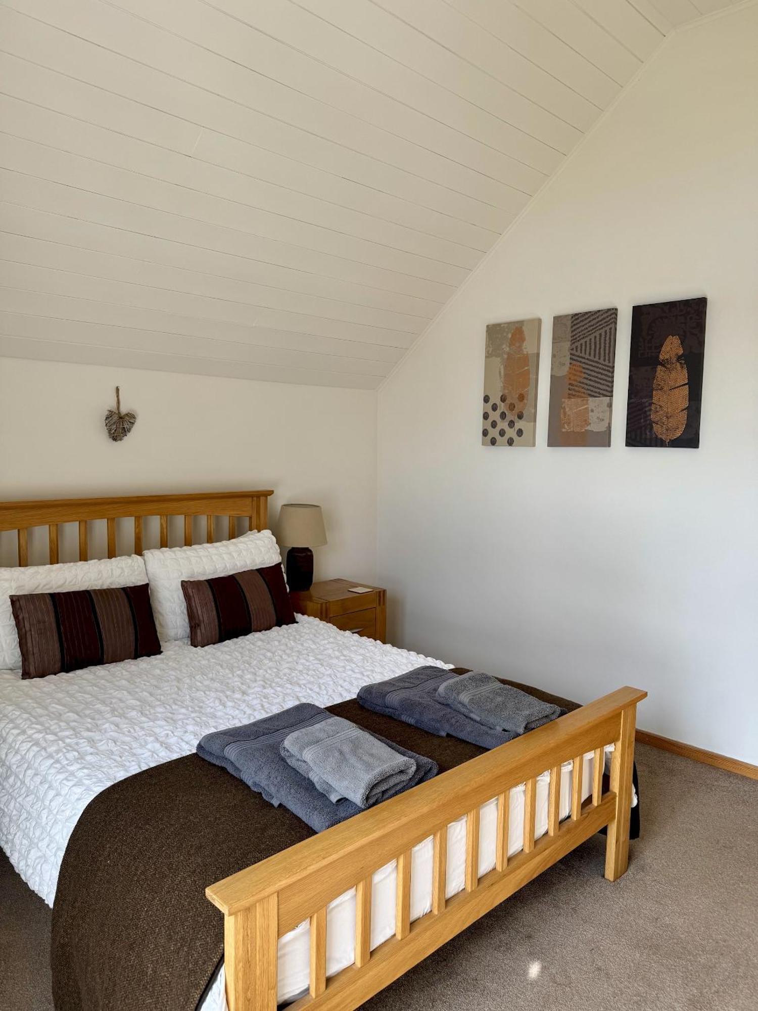 Medway Hot Tub Lodge サウス・サーニー エクステリア 写真